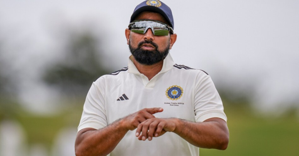 रंजी ट्रॉफी सेमीफाइनल 2026 के दौरान मैदान पर खेलते खिलाड़ी