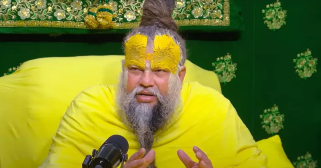 प्रेमानंद महाराज का आध्यात्मिक प्रवचन देते हुए चित्र