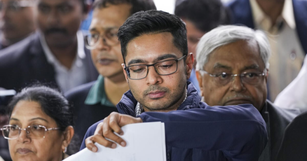 अभिषेक बनर्जी चार्टर्ड फ्लाइट से दिल्ली पहुंचे, TMC नेताओं में नाराजगी