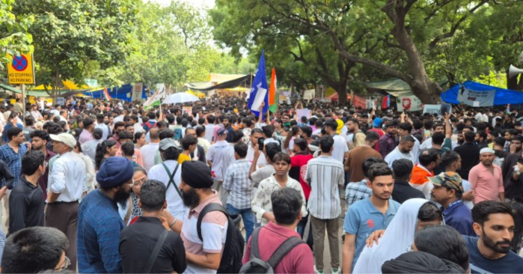 सोनम वांगचुक का अनशन, 23 दिन बाद तीन साथियों ने तोड़ा उपवास